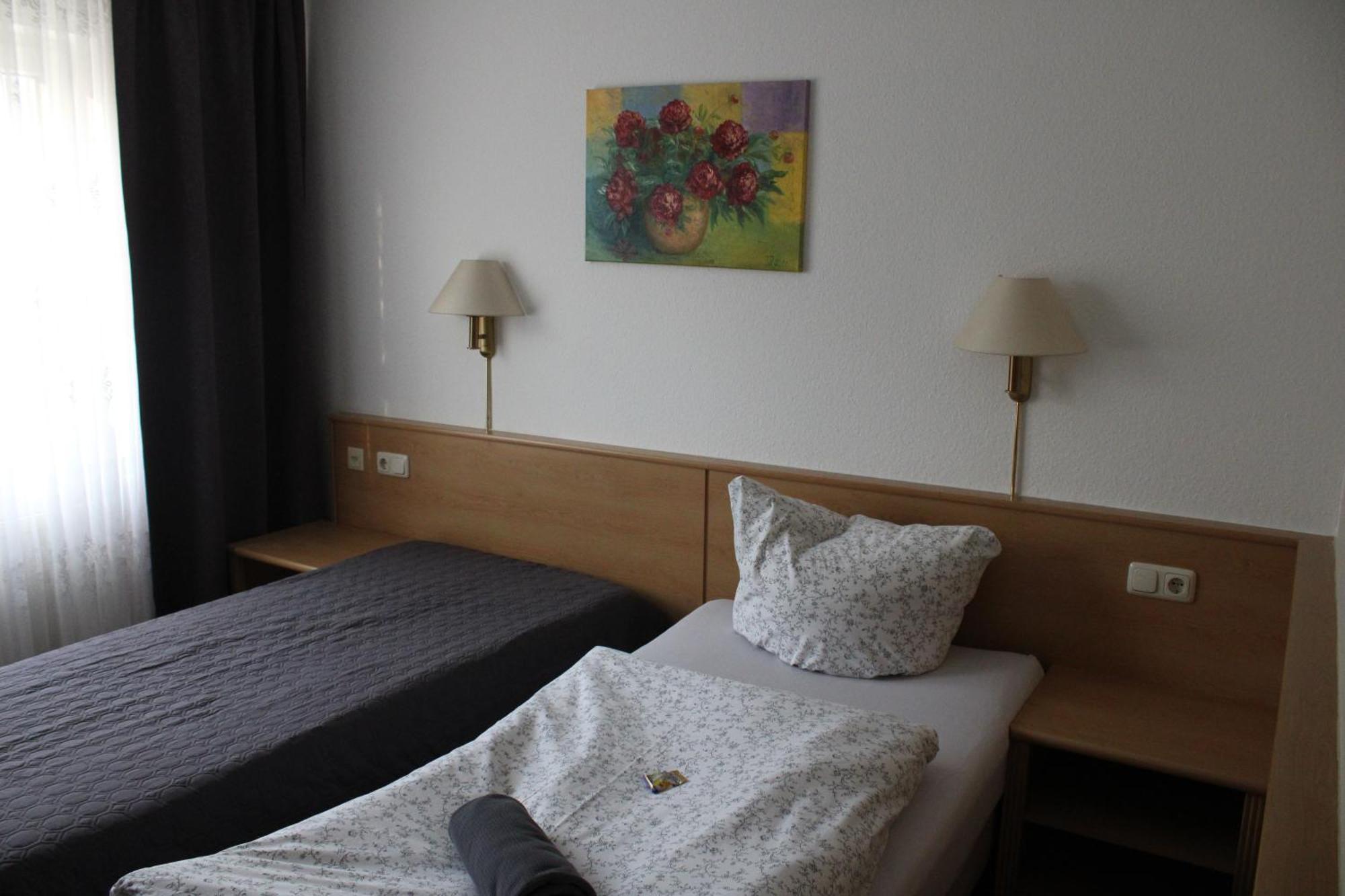 Landhotel Garni Am Muehlenwoerth Tauberbischofsheim Buitenkant foto
