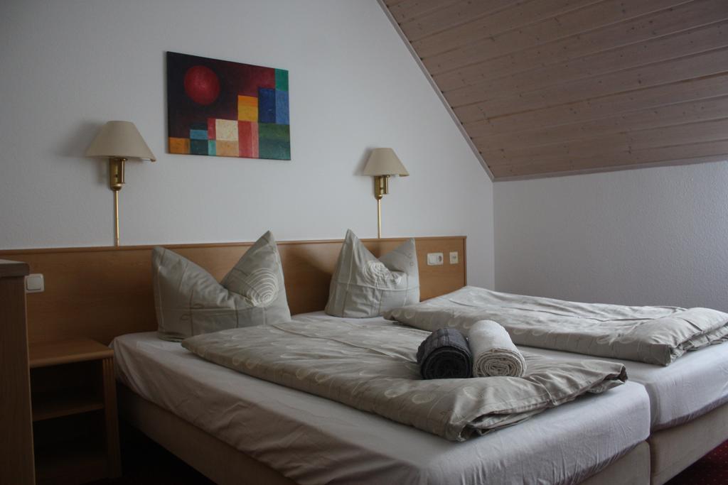 Landhotel Garni Am Muehlenwoerth Tauberbischofsheim Buitenkant foto