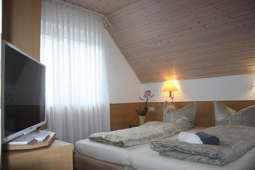 Landhotel Garni Am Muehlenwoerth Tauberbischofsheim Buitenkant foto